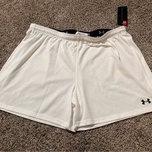NWT-Under Armour shorts size XL